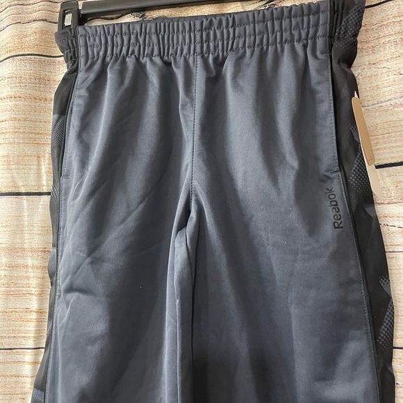 Reebok black track pants - Picture 11 of 16